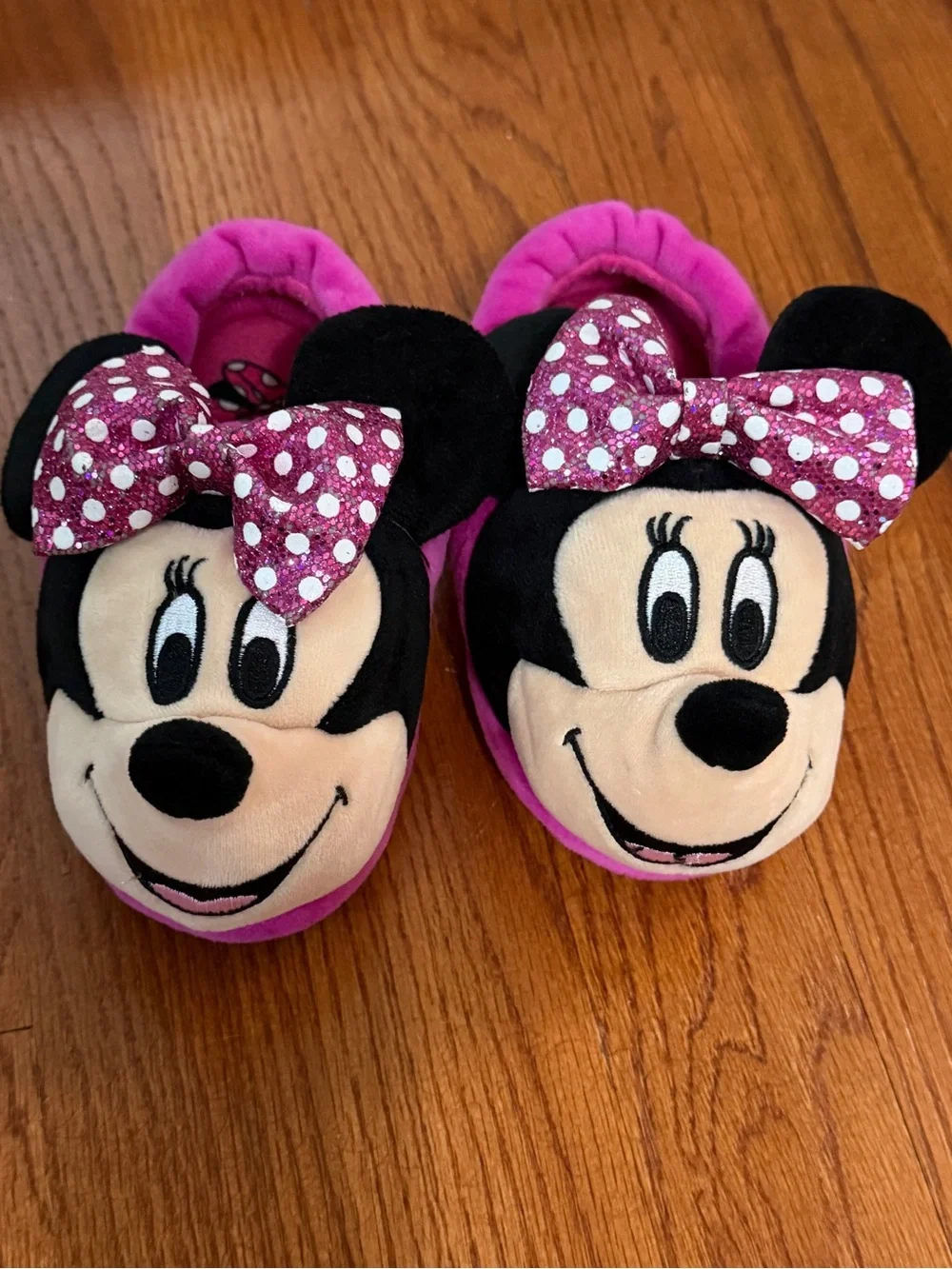Disney Minnie Mouse Pink Black Plush Kids Slippers